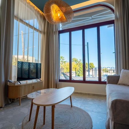 Take Me Here With A Sea View By Salt Apartments Volos Bagian luar foto