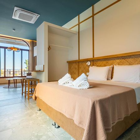 Take Me Here With A Sea View By Salt Apartments Volos Bagian luar foto
