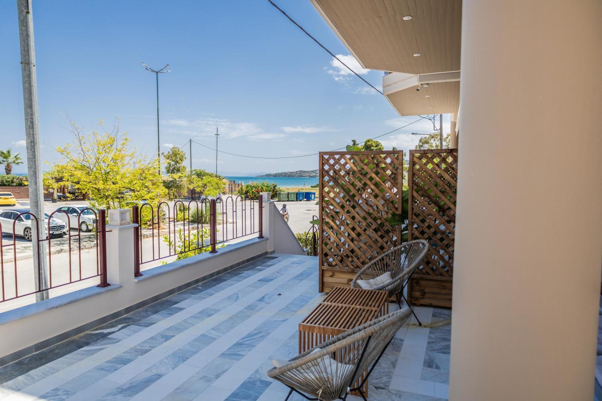 Take Me Here With A Sea View By Salt Apartments Volos Bagian luar foto