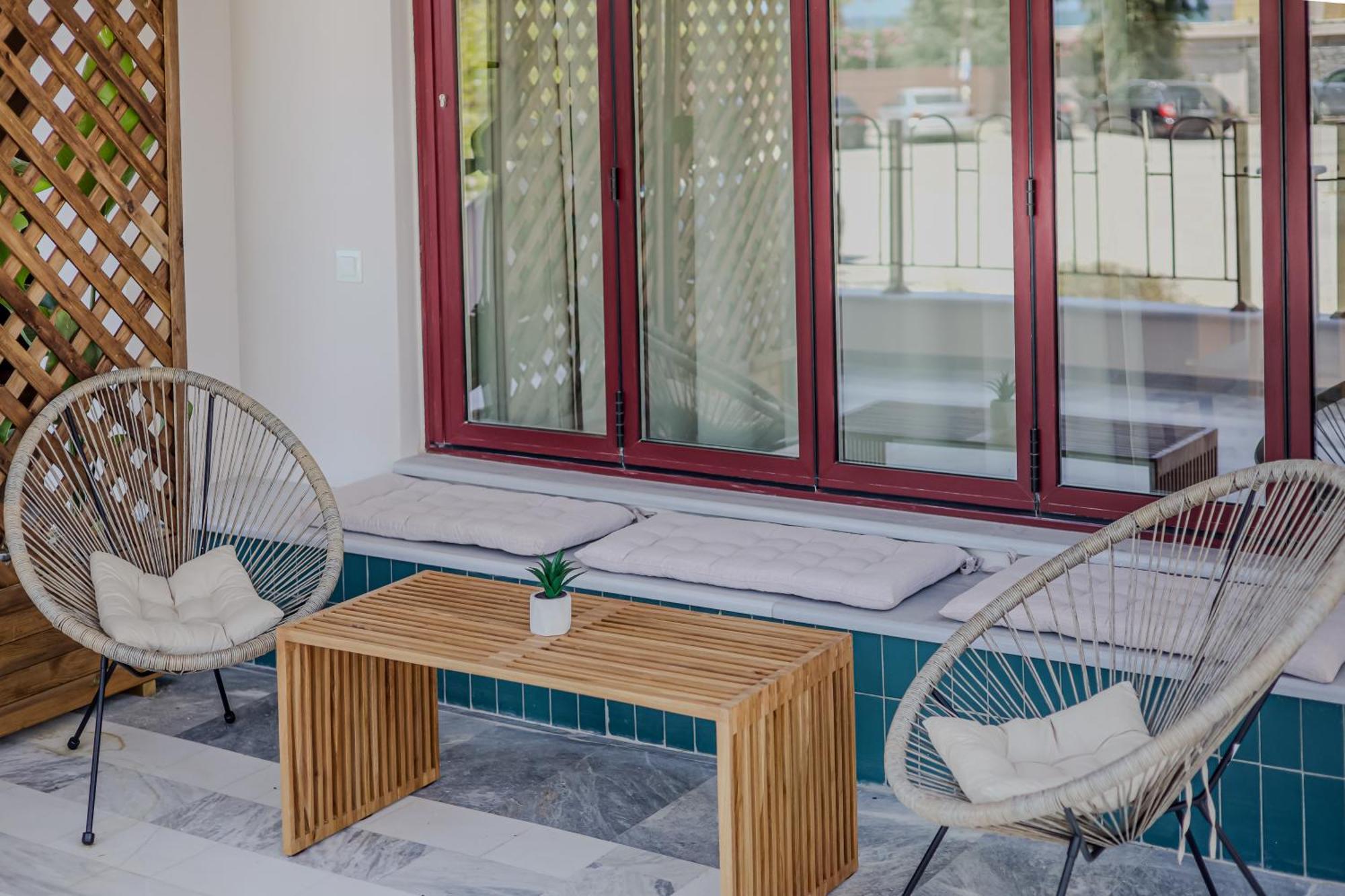 Take Me Here With A Sea View By Salt Apartments Volos Bagian luar foto